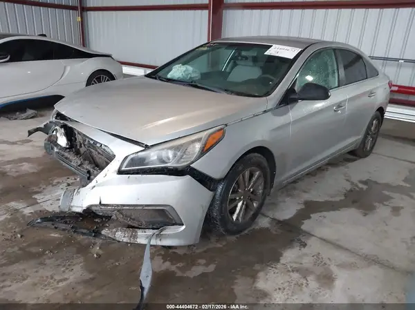 5NPE24AF1GH266117 2016 HYUNDAI SONATA - Image 2