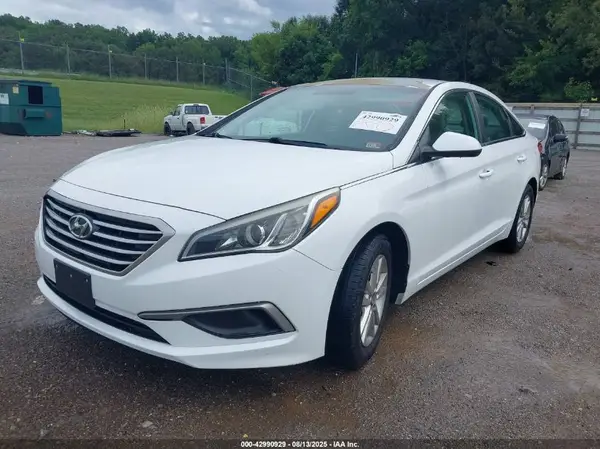 5NPE24AF1GH269518 2016 HYUNDAI SONATA - Image 2