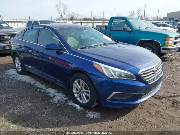 5NPE24AF1GH275593 2016 HYUNDAI SONATA - Image 1