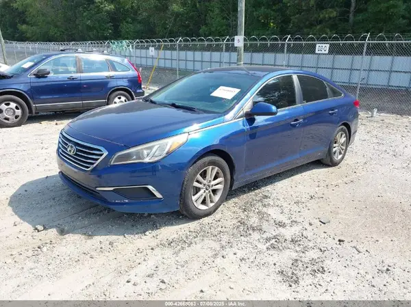 5NPE24AF1GH277912 2016 HYUNDAI SONATA - Image 2