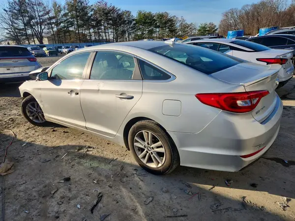 5NPE24AF1GH279658 2016 HYUNDAI SONATA - Image 2