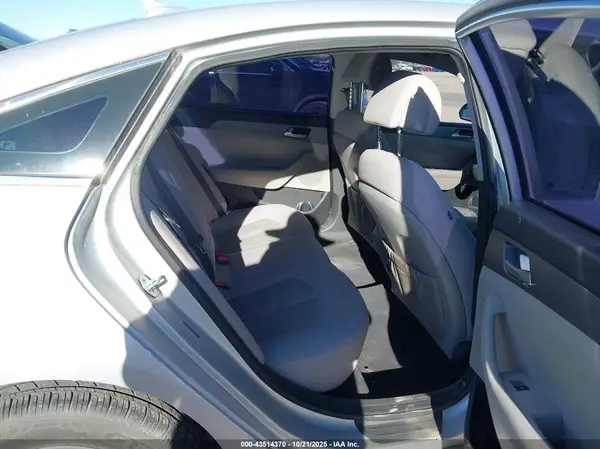 5NPE24AF1GH281152 2016 HYUNDAI SONATA - Image 8