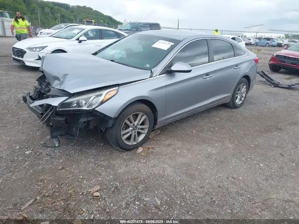5NPE24AF1GH285380 2016 HYUNDAI SONATA - Image 2