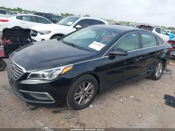 5NPE24AF1GH288831 2016 HYUNDAI SONATA - Image 2