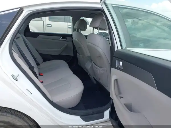 5NPE24AF1GH289686 2016 HYUNDAI SONATA - Image 8