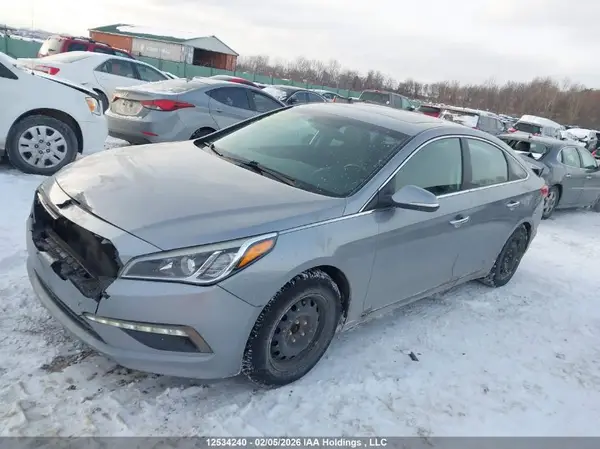 5NPE24AF1GH294239 2016 HYUNDAI SONATA - Image 2