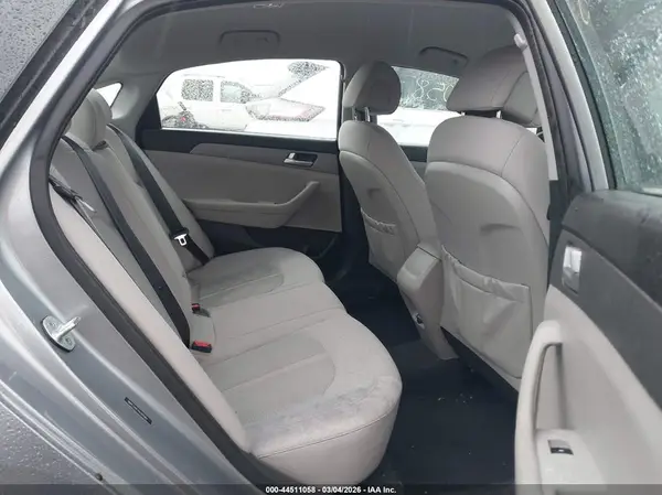 5NPE24AF1GH301061 2016 HYUNDAI SONATA - Image 8