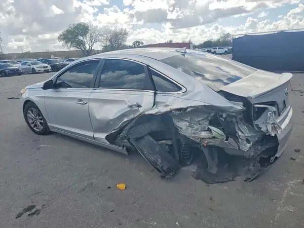 5NPE24AF1GH301500 2016 HYUNDAI SONATA - Image 2