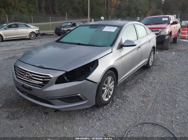 5NPE24AF1GH305286 2016 HYUNDAI SONATA - Image 2