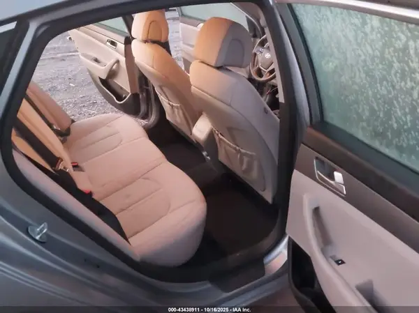 5NPE24AF1GH305286 2016 HYUNDAI SONATA - Image 8