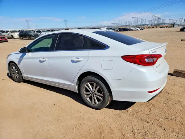 5NPE24AF1GH305322 2016 HYUNDAI SONATA - Image 2