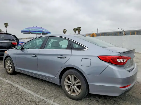 5NPE24AF1GH306096 2016 HYUNDAI SONATA - Image 2