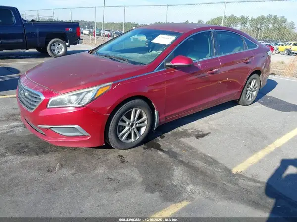5NPE24AF1GH307040 2016 HYUNDAI SONATA - Image 2