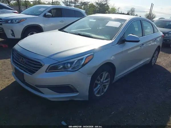 5NPE24AF1GH309547 2016 HYUNDAI SONATA - Image 2