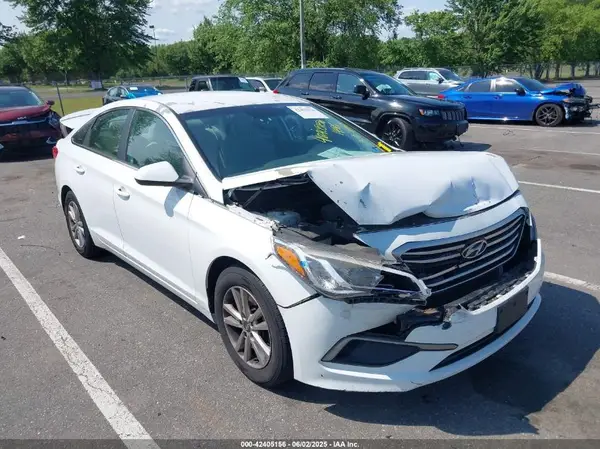 5NPE24AF1GH312156 2016 HYUNDAI SONATA - Image 1