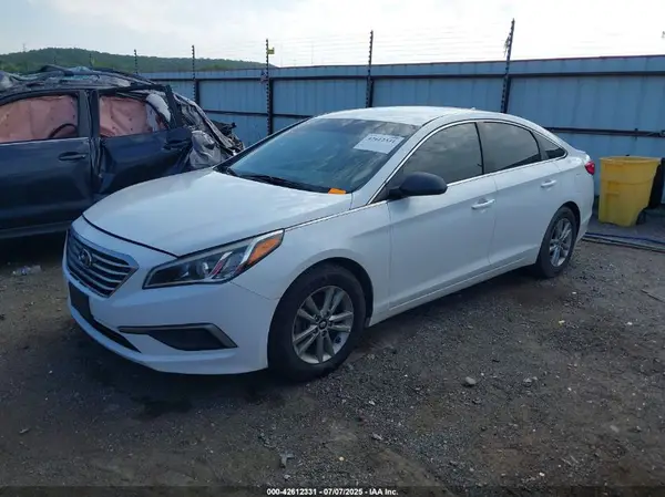 5NPE24AF1GH312982 2016 HYUNDAI SONATA - Image 2