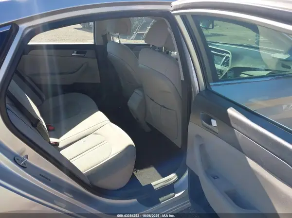 5NPE24AF1GH317020 2016 HYUNDAI SONATA - Image 8