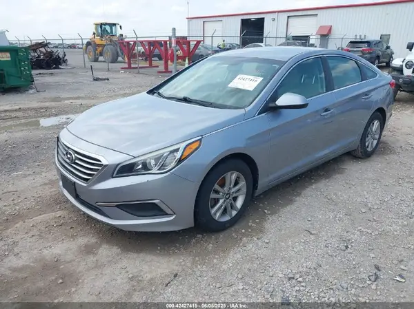 5NPE24AF1GH319298 2016 HYUNDAI SONATA - Image 2