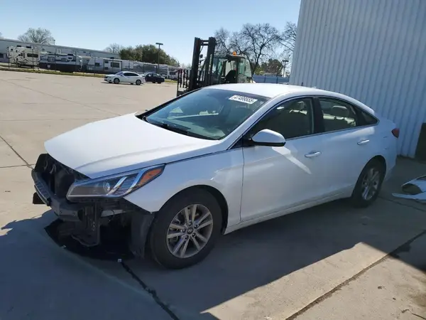 5NPE24AF1GH320001 2016 HYUNDAI SONATA - Image 1