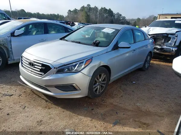 5NPE24AF1GH320063 2016 HYUNDAI SONATA - Image 2