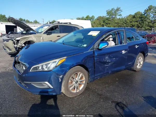 5NPE24AF1GH321360 2016 HYUNDAI SONATA - Image 2