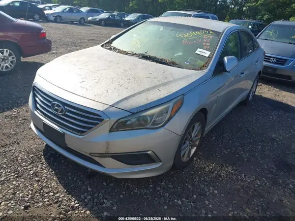 5NPE24AF1GH327689 2016 HYUNDAI SONATA - Image 2