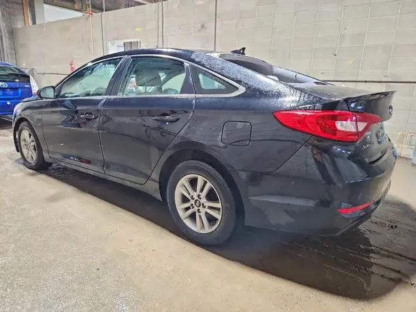 5NPE24AF1GH330902 2016 HYUNDAI SONATA - Image 2