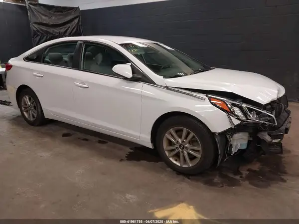5NPE24AF1GH334058 2016 HYUNDAI SONATA - Image 1