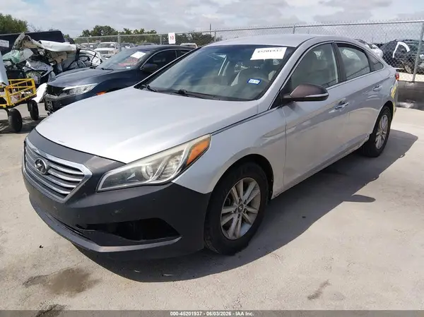 5NPE24AF1GH335310 2016 HYUNDAI SONATA - Image 2