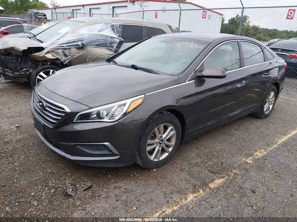 5NPE24AF1GH339941 2016 HYUNDAI SONATA - Image 2