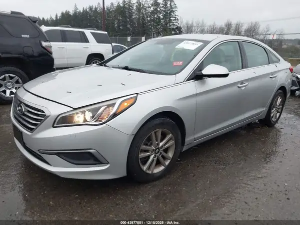 5NPE24AF1GH345030 2016 HYUNDAI SONATA - Image 2