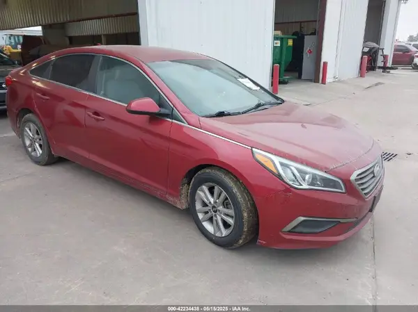 5NPE24AF1GH347277 2016 HYUNDAI SONATA - Image 1