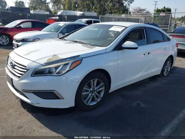 5NPE24AF1GH349546 2016 HYUNDAI SONATA - Image 2