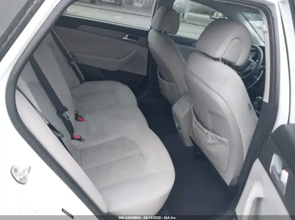 5NPE24AF1GH352379 2016 HYUNDAI SONATA - Image 8