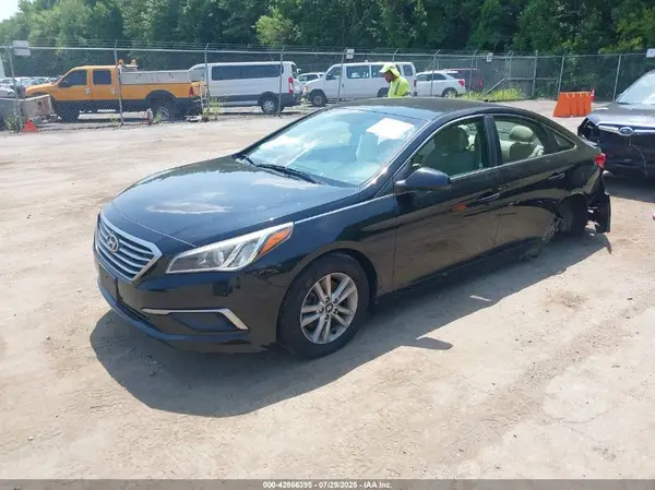 5NPE24AF1GH353953 2016 HYUNDAI SONATA - Image 2