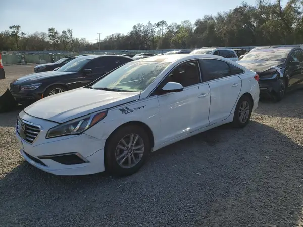 5NPE24AF1GH366623 2016 HYUNDAI SONATA - Image 1