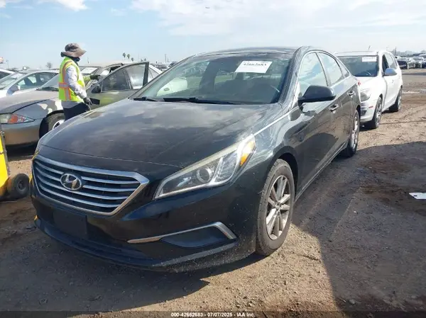 5NPE24AF1GH368033 2016 HYUNDAI SONATA - Image 2