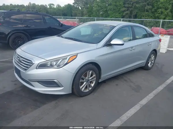 5NPE24AF1GH368663 2016 HYUNDAI SONATA - Image 2