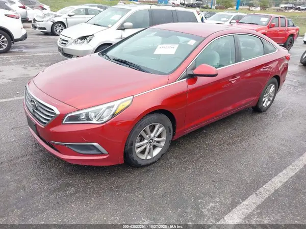 5NPE24AF1GH374365 2016 HYUNDAI SONATA - Image 2