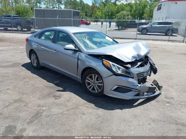 5NPE24AF1GH386872 2016 HYUNDAI SONATA - Image 1