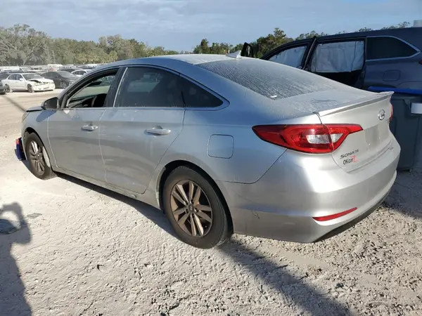 5NPE24AF1GH388329 2016 HYUNDAI SONATA - Image 2