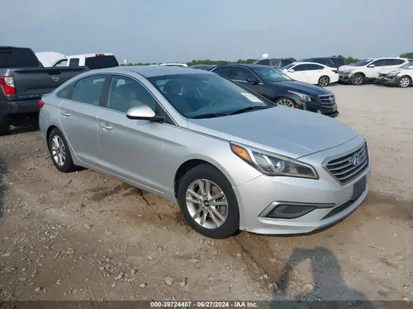 5NPE24AF1GH400012 2016 HYUNDAI SONATA - Image 1