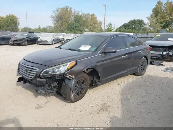 5NPE24AF1GH411205 2016 HYUNDAI SONATA - Image 2