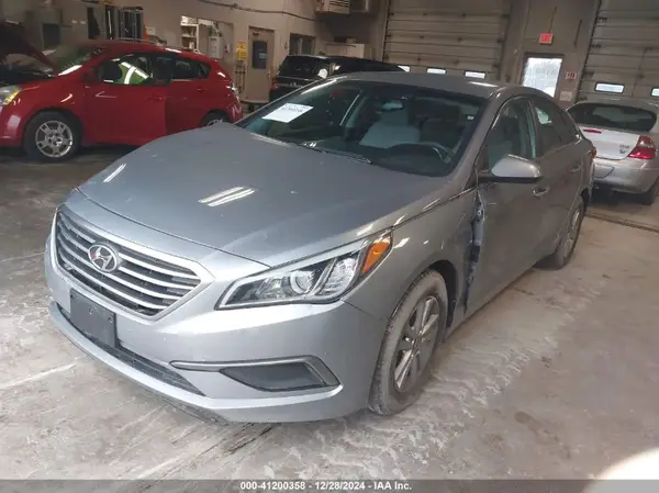 5NPE24AF1GH427503 2016 HYUNDAI SONATA - Image 2