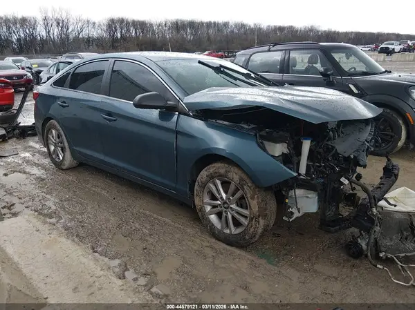 5NPE24AF1GHH41168 2016 HYUNDAI SONATA - Image 1