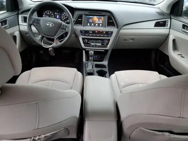 5NPE24AF1HH437000 2017 HYUNDAI SONATA - Image 8