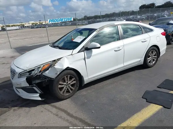 5NPE24AF1HH439183 2017 HYUNDAI SONATA - Image 2
