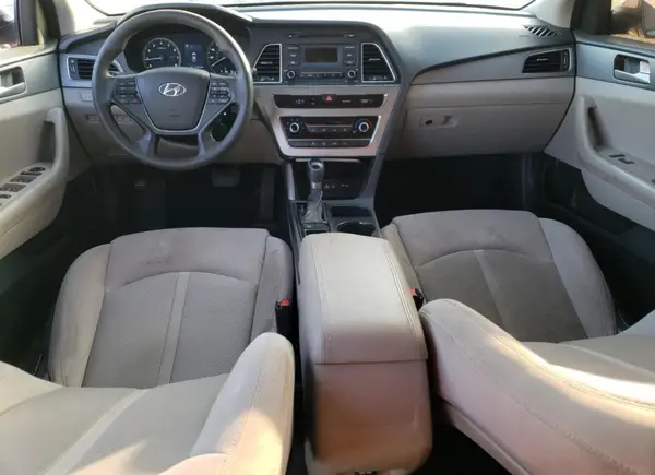 5NPE24AF1HH440205 2017 HYUNDAI SONATA - Image 8