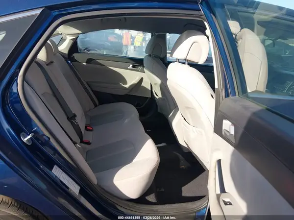 5NPE24AF1HH441533 2017 HYUNDAI SONATA - Image 8