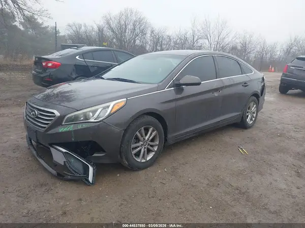 5NPE24AF1HH445730 2017 HYUNDAI SONATA - Image 2
